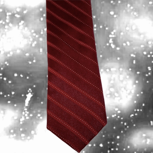 Calvin Klein Luxurious Woven Silk Tie | Traditional Diagonal Striped Red Necktie - Picture 10 of 15